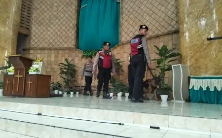 Pastikan Rangkaian Ibadah Paskah Aman, Polres Kediri Kota Sterilisasi Gereja
