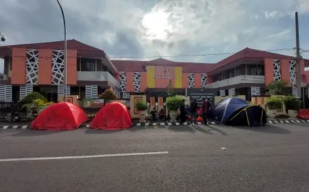 Desak Penertiban Tambang Ilegal, Aktivis Lingkungan Dirikan Tenda di Depan Polres Probolinggo Kota