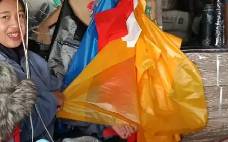 Dampak Konflik Global, Harga Plastik di Blitar Naik Hingga 50 Persen