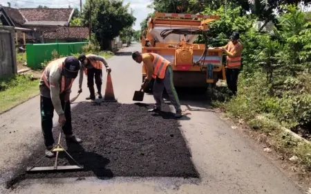 Percepat Perbaikan Jalan, Dinas PUPR Probolinggo Tambal Sulam Ruas Patalan–Patokan