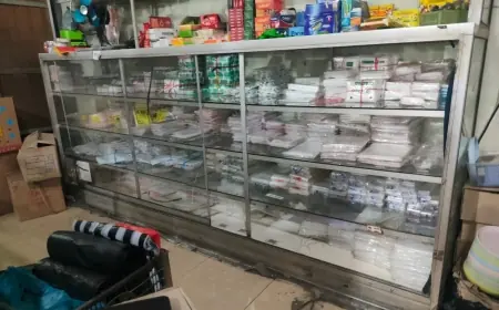 Dampak Perang Timur Tengah Picu Kenaikan Harga Plastik hingga 100 Persen, Pedagang di Jombang Mengeluh