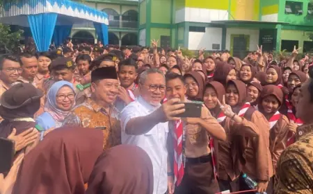 Kunjungan ke Jombang, Menko Pangan Temukan Ketimpangan Distribusi MBG di Sekolah