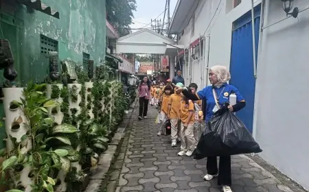 Belajar dari Kampung, Murid SD Cikal Menyemai Masa Depan Bumi di KBA Kampoeng Oase Ondomohen