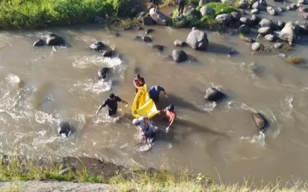 Geger! Penemuan Jasad Pria di Sungai Kuncir Ngetos, Ternyata Warga Berbek yang Hanyut