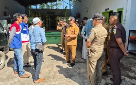 Wakil Bupati Probolinggo Fahmi Abdul Haq Zaini, Gelar Sidak, Pastikan Stok LPG 3 Kg Aman dan Masyarakat Diminta Tak Panik