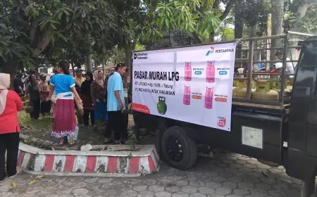 Upaya Tekan Kelangkaan, Pemkab Jember Gelar Operasi Pasar LPG 3 KG di Tiap Kecamatan