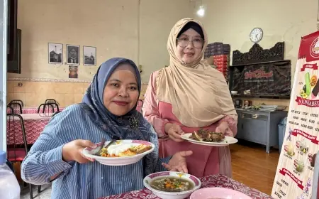 Menikmati Nasi Campur Depot Hidayah, Kuliner Legendaris Gresik yang Eksis Sejak 1968