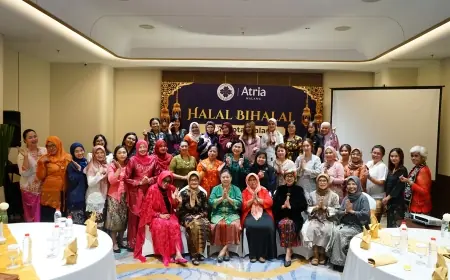 Rayakan Hari Kartini, PHRI Kota Malang Tampilkan Pesona Busana Adat di Atria Hotel