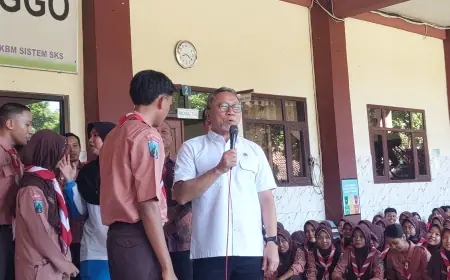 Menko Pangan Tinjau Program MBG di Probolinggo, Tekankan Standar Menu dan Pengawasan