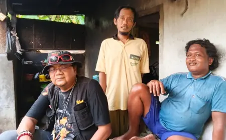 Dua Bersaudara di Nganjuk Bertahan Hidup dari Rongsokan, Tinggal di Hunian Tak Layak