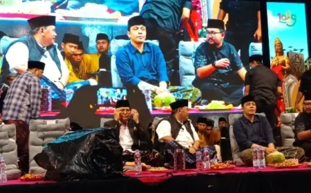Ribuan Jemaah Padati Pengajian Gus Kautsar dalam Rangka Hari Jadi Nganjuk ke-1089
