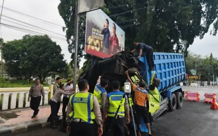 Ditlantas Polda Jatim Terjunkan Tim TAA Selidiki Kecelakaan Truk dan KA Dhoho di Blitar