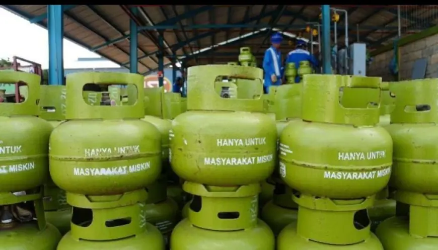 Antrean Gas Melon di Tuban dan Ketergantungan Dapur Rakyat pada Subsidi
