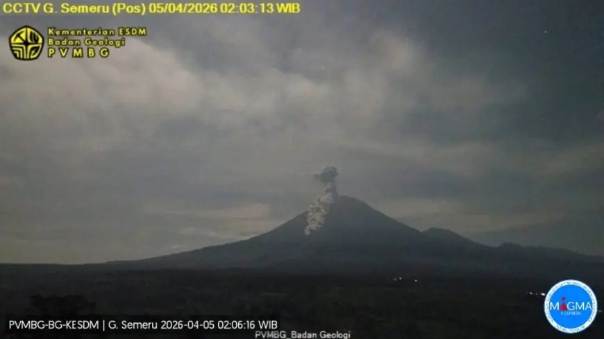 Erupsi Gunung Semeru Picu Kolom Abu Capai 1 Km
