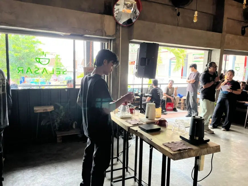 Bangkit Usai Pandemi, Festival Seduh Kopi Manual Ramaikan Kota Blitar