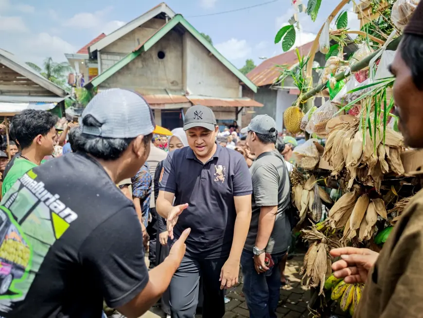 Selamatan Desa Kronto Ribuan Durian Diarak, Bupati Pasuruan Berharap Bisa Dilestarikan