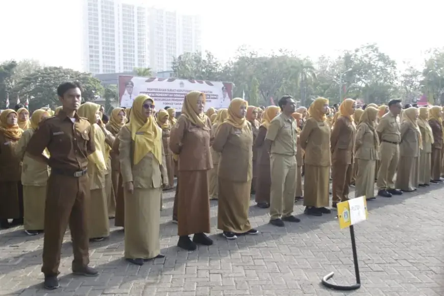 Beredar SK PNS Palsu di Gresik, Korban Ngantor Berseragam Lengkap
