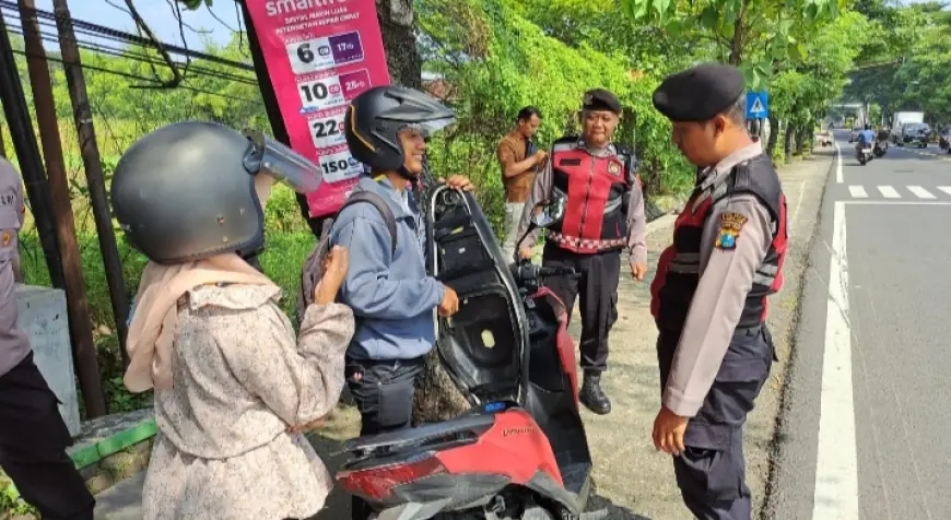 Ratusan Polisi di Nganjuk Amankan Jalur Massa IKSPI Kera Sakti