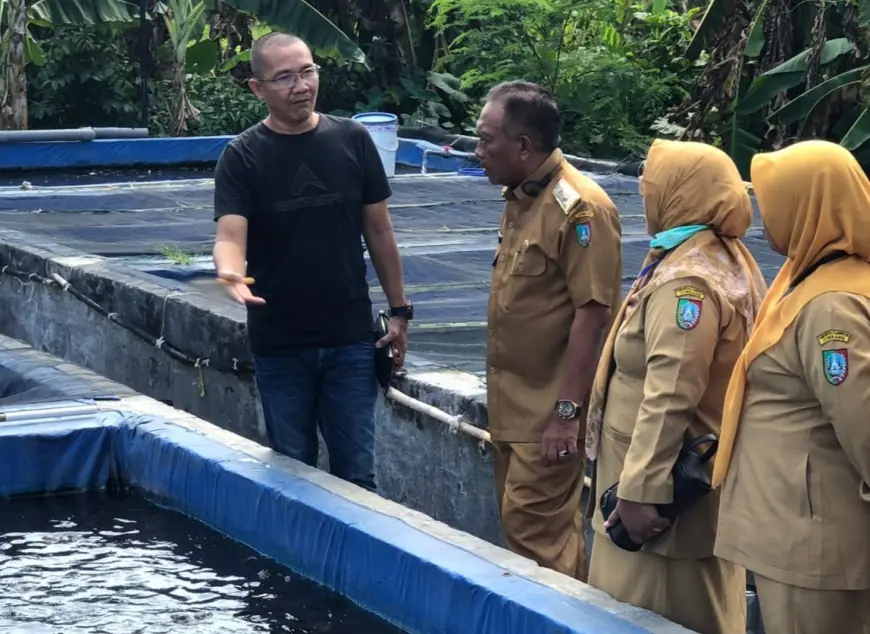 Pilih Bangkit Berserikat, Heri Purnomo Kuatkan Peternak Lele Jombang dari Keterasingan Pasar