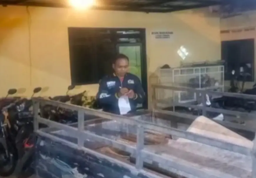 Dua Orang 'Rayap Besi' Gasak Rel Kereta Api di Jombang Berhasil Dibekuk Polisi