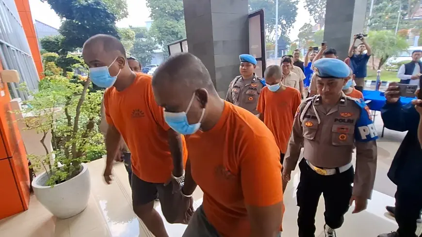 Gunakan Modus COD, Empat Pengedar Narkoba Antar-Kota Tak Berkutik Diciduk Polres Gresik