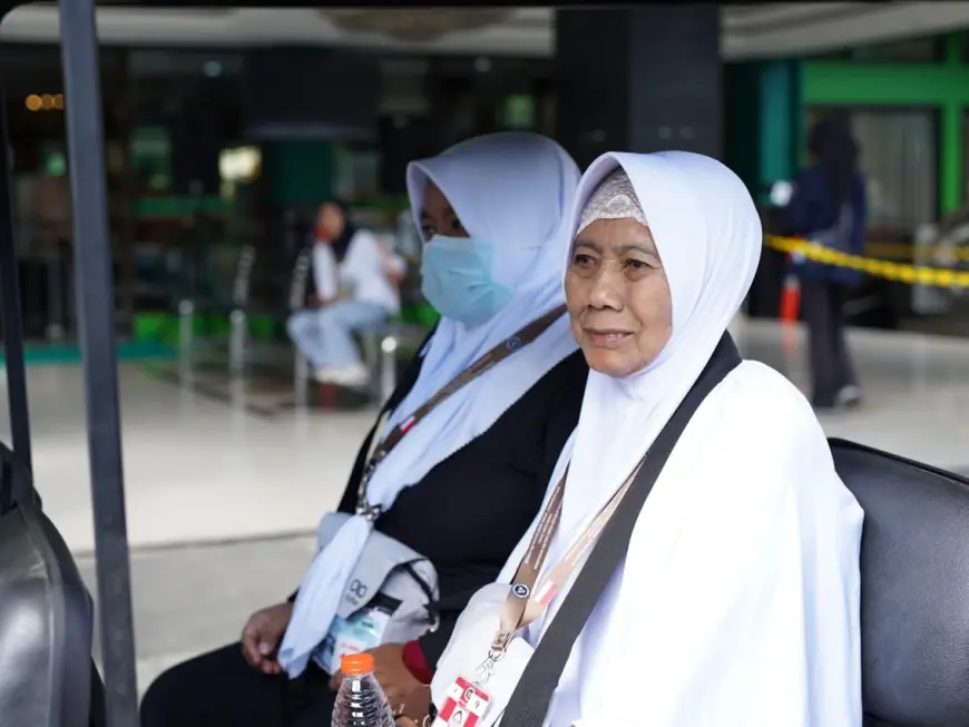 Dari Gerobak Cilok ke Tanah Suci, Kisah Perjuangan Lansia 85 Tahun Asal Pasuruan