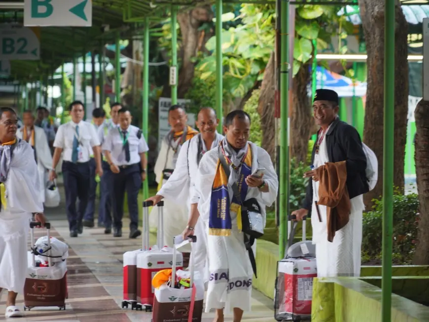 5 Hari, 5.252 Jemaah Haji Embarkasi Surabaya Telah Diberangkatkan ke Tanah Suci