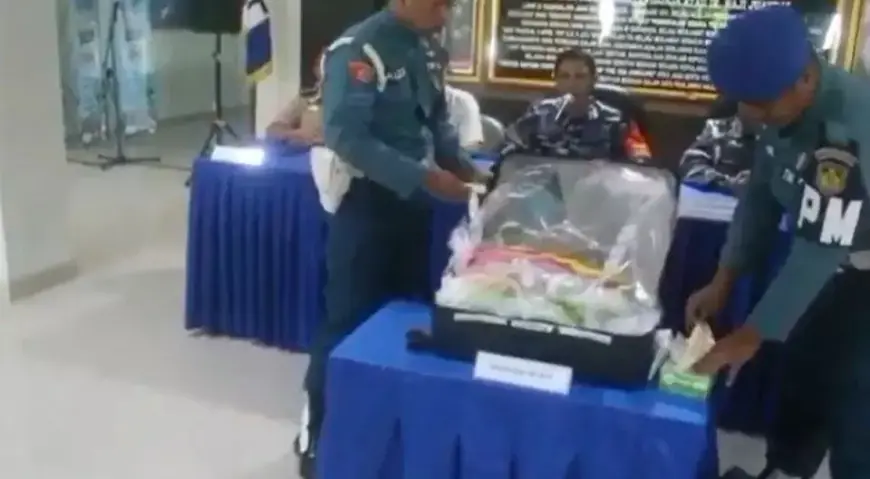 Koper Berisi Handuk Dingin di Bandara Juanda Ternyata Simpan Benur Senilai Rp 1,1 Miliar