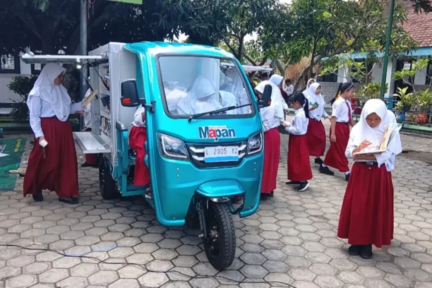 Padukan Budaya Literasi, Digitalisasi dan Hemat Energi Melalui Lingkar Kediri