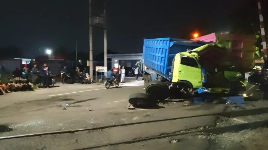 Tabrakan KA Dhoho Vs Truk Mogok di Perlintasan Blitar, KAI Tekankan Disiplin Pengguna Jalan