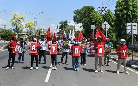 Wajah Kontras May Day 2026 di Gresik: Antara Pesta Perayaan dan Aksi Turun ke Jalan