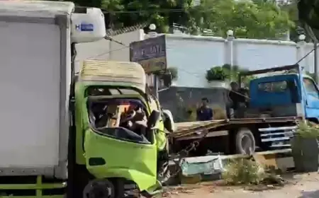 Truk Sosis Tabrak Median di Jalur Ir Soekarno Batu, Polisi Soroti Titik Rawan Kecelakaan