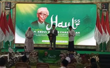 Kunjungi Ponpes Bahrul Ulum Jombang, Wapres Gibran Ajak Santri Meneladani Sosok KH Abdul Wahab Chasbullah