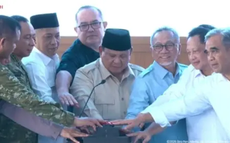 Prabowo Imbau Masyarakat Tetap Tenang Soal Ekonomi RI di Tengah Gejolak Dunia