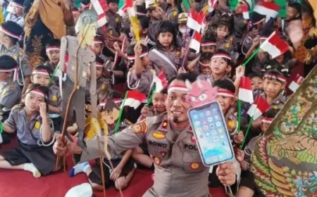 Lewat Dongeng Wayang, Kapolsek Kediri Kota Ingatkan Bahaya Bermain Gadget Berlebihan  ‎