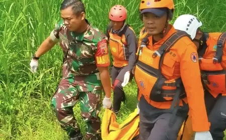 Warga Kesamben Hanyut di Sungai Brantas saat Flushing Ditemukan Meninggal Setelah Tiga Hari Pencarian