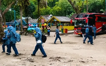 Pantai Banyu Meneng Malang Selatan Jadi Destinasi Favorit Kegiatan Edukasi Pelajar dari Luar Kota