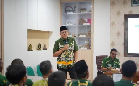 Mengoptimalkan Restribusi Pasar Terhadap PAD, Kepala Pasar Se Pasuruan Tandatangani Pakta Integritas