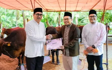 Petrokimia Gresik Salurkan 187 Hewan Kurban Senilai Rp1,8 Miliar