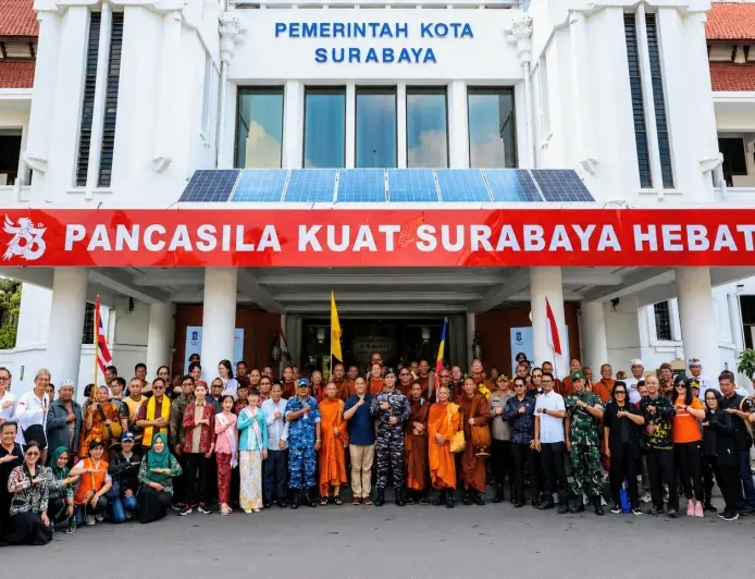 Rombongan Indonesia Walk for Peace 2026 Tiba di Surabaya, Bawa Misi Perdamaian dan Inspirasi Toleransi bagi Generasi Muda