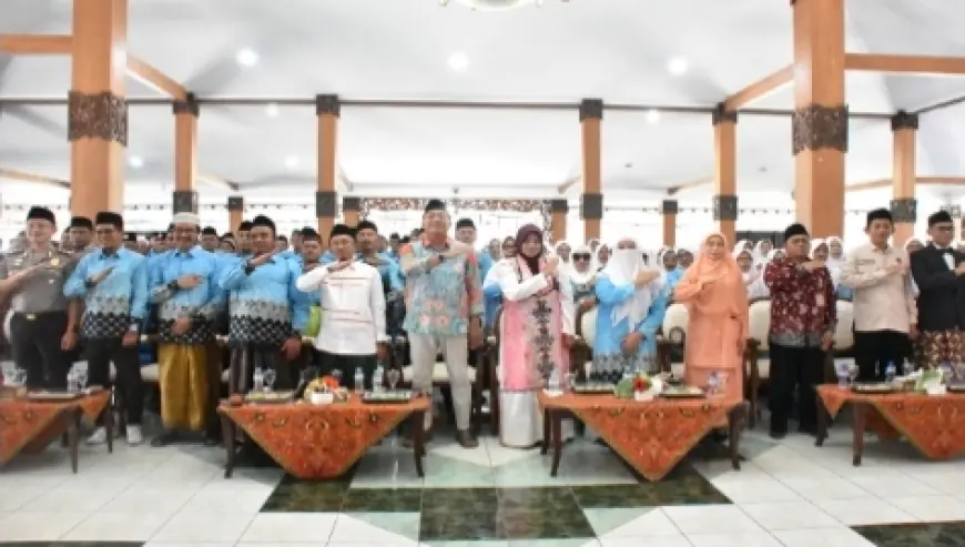 993 Calon Jemaah Haji Situbondo Dilepas, Bupati Titip Doa untuk Daerah