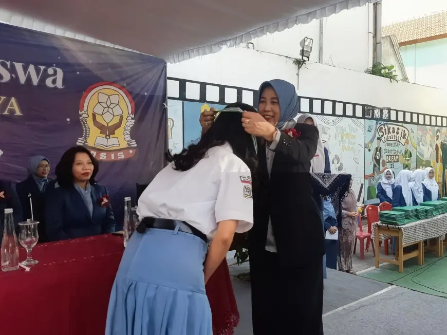 Pelepasan Sederhana, Prestasi Mempesona: Penerimaan SNBP SMAN 9 Surabaya Naik 65 Persen