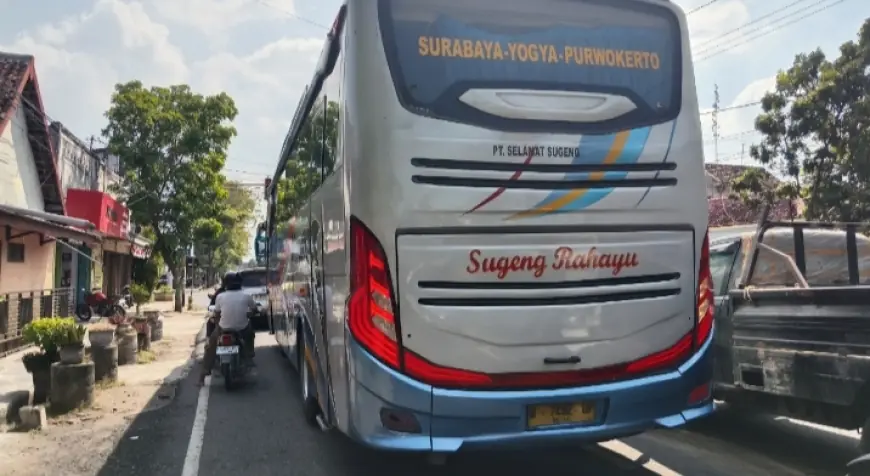 Bus Sugeng Rahayu Terobos Jalur Kota Nganjuk, Warga Keluhkan Aksi Ugal-Ugalan