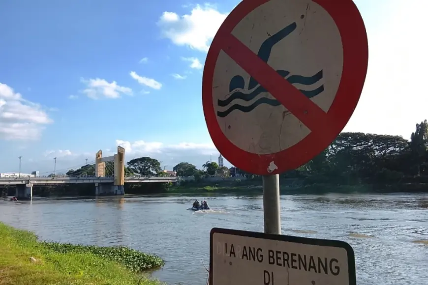 Waspada Bahaya Pladu, BPBD Kota Kediri Kerahkan Personel Siaga dan Patroli Susur Sungai Brantas