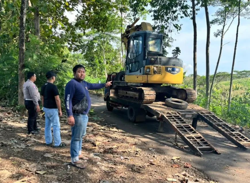 Kelompok Tani Hutan Alas Gedangan, CDK dan Perhutani KPH Jombang Kecolongan Aktivitas Ilegal Ekskavator