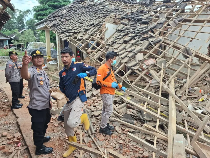 Rumah di Singosari Malang Meledak Saat Penghuni Berkumpul