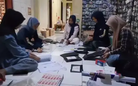 Rupiah Loyo Tembus Rp 18.000, Industri Percetakan Mojokerto Tercekik Biaya Operasional