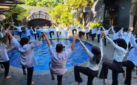 Sensasi Yoga Mandala Bersama Ana Gayatri di Aston Inn Batu