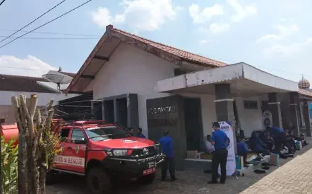 Damkarmat Tulungagung Siapkan Pos Bantuan di Ngunut