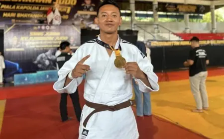 Anggota Satlantas Polres Lamongan Raih Emas Judo Piala Kapolda Jatim 2026